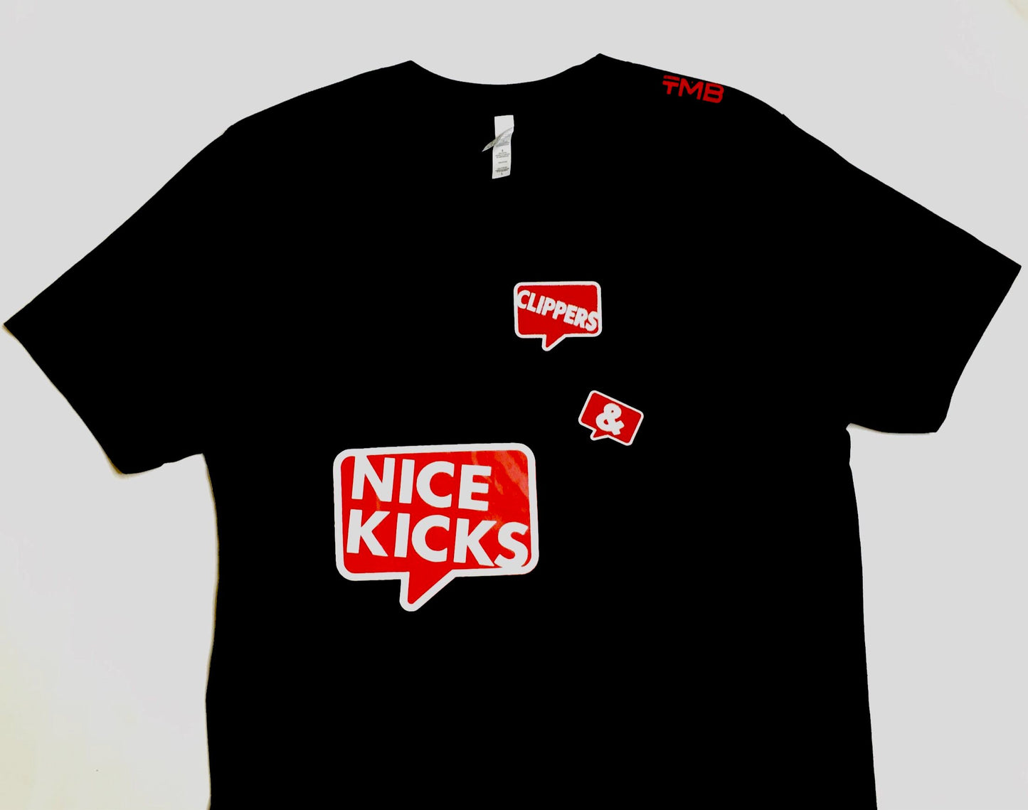 CLIP & KICK TEE